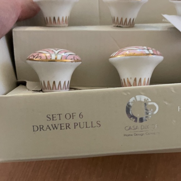 NWT drawer pulls - Picture 2 of 3